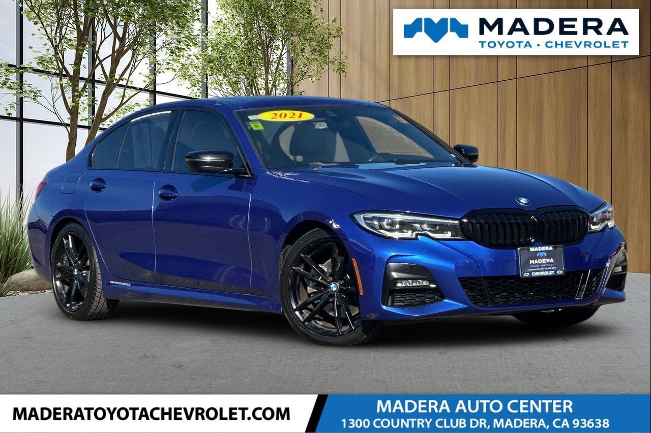 2021 BMW 330i