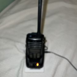 ICOM VHF MARINE RADIO
