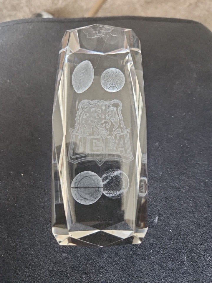 3D Laser Etched Crystal UCLA BRUINS Paperweight