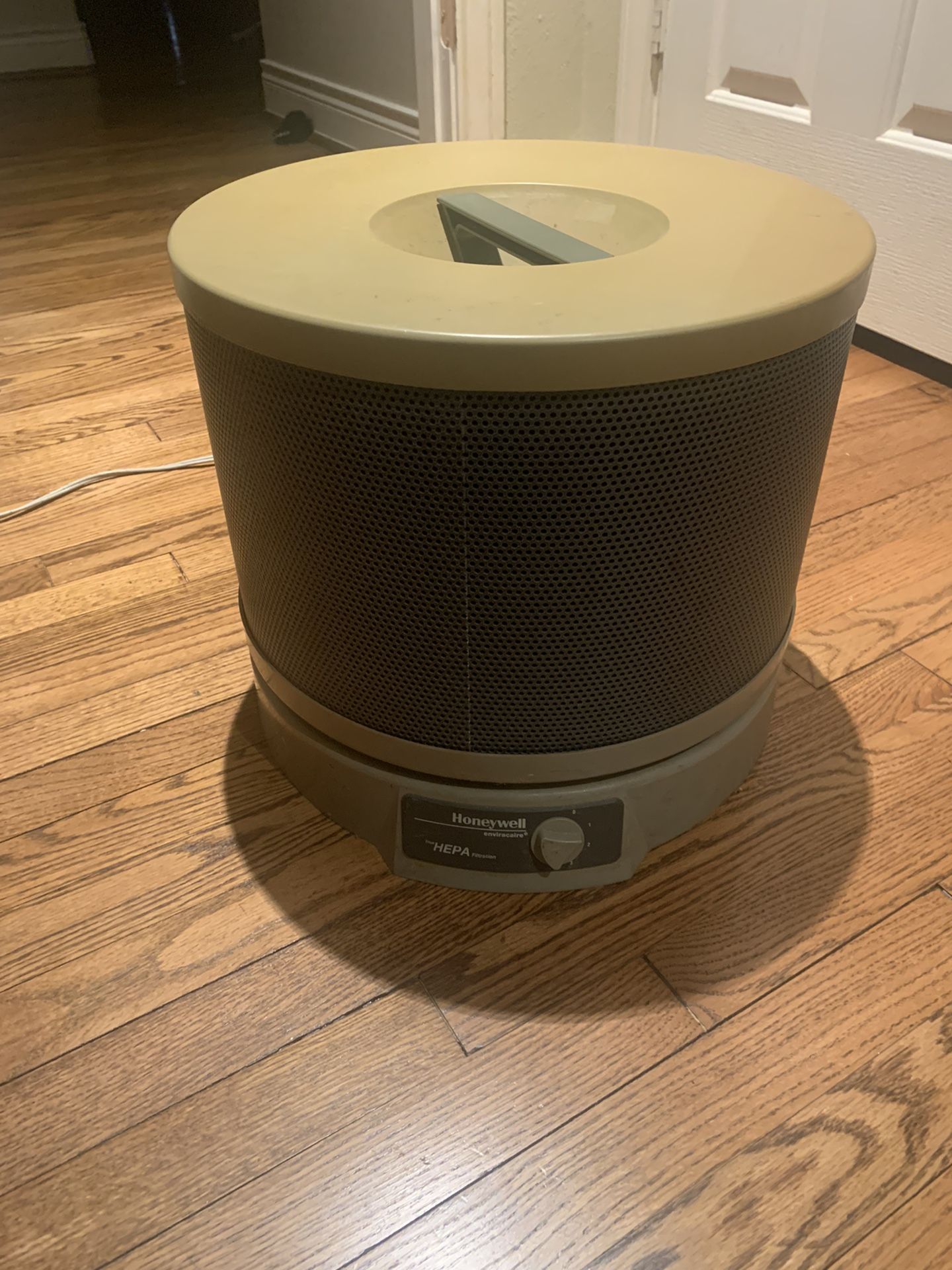 Honey Well HEPA Air Purifier