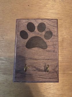 Handmade Wooden Paw Print Key Holder Wall Rack
