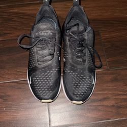 Running Shoes 