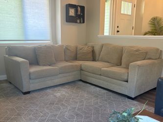 Neutral L- shaped sectional