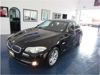 2012 BMW 5 Series 528i 4dr Sedan