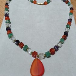 Glass Beaded Necklace With Pendent