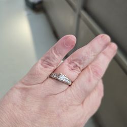 Women's Engagement Ring