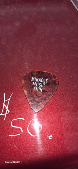 Rare guitar pick