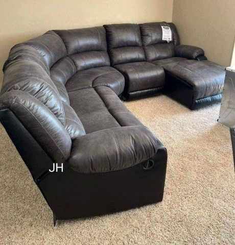 Brand New 💥 Nantahala Reclinig Sectional👉Shop Now and Pay Later
