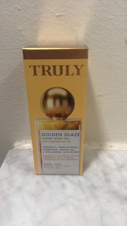 Truly: Golden Glaze luxury body oil