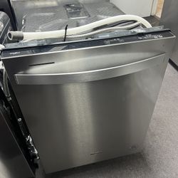 Whirlpool Dishwasher 24” 