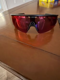 Oakley Meta Vanguard Smart Glasses, Camera + Speakers, Complete in Box