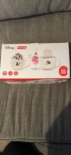 Disney my mug ice cream maker bundle Mickey and Minnie mouse new in box