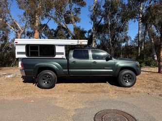 2004 Four Wheel Camper Eagle