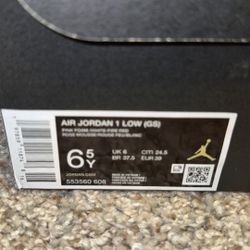 Air Jordan 1 Low 6.5 Youth/ Size 8 Woman’s 