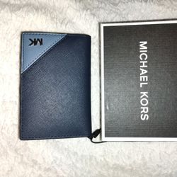  Michael Kors Wallet's 