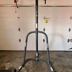 Everlast Heavy Bag Stand