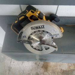 DeWalt 20v Circular Saw