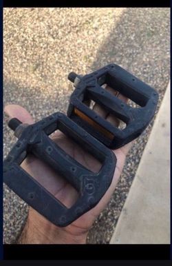 GT PLATFORM PEDALS OLDSCHOOL 1/2