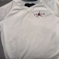 Toddler Jordan jersey Size 4T