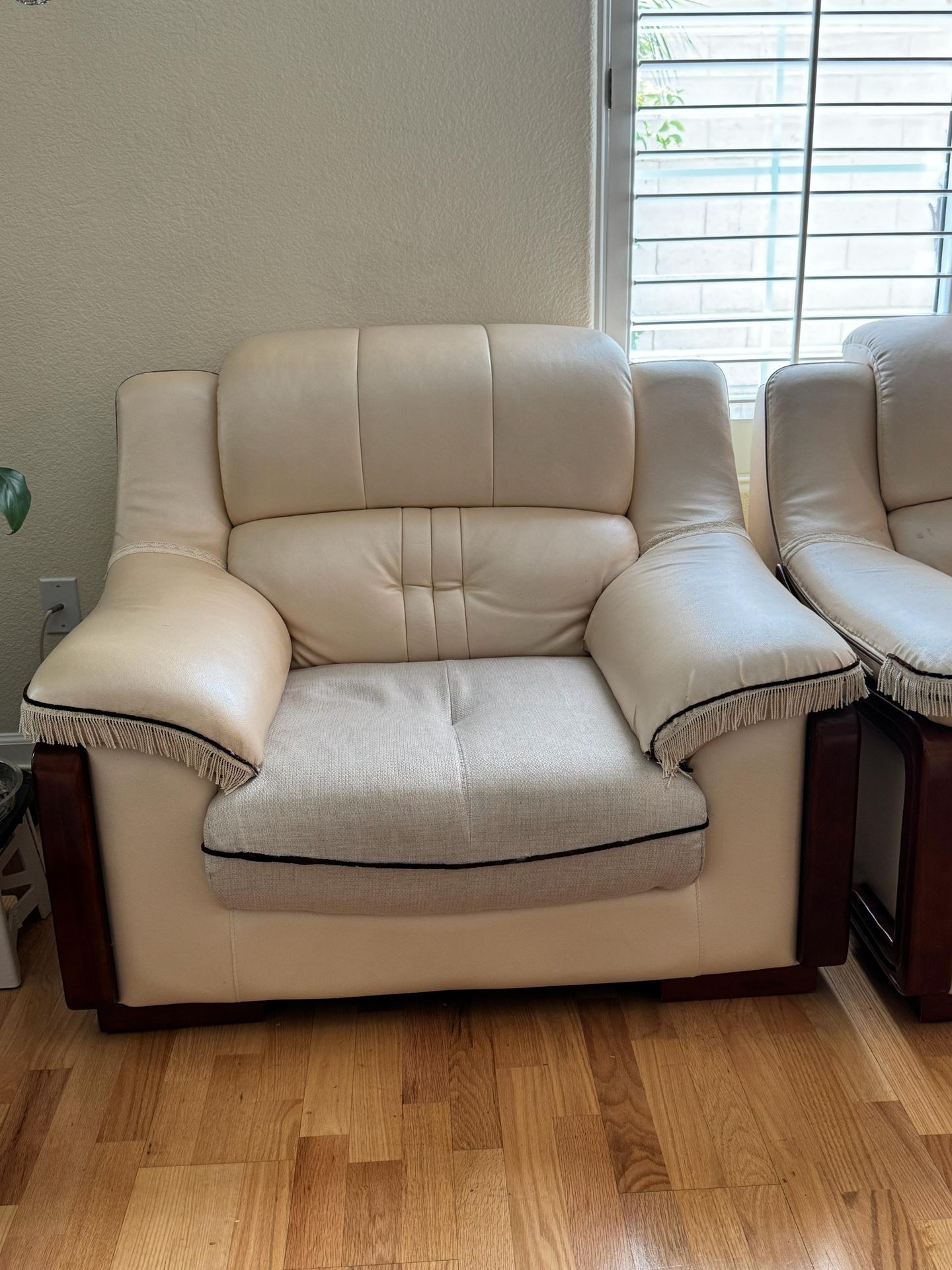 Complete 5-Piece Living Room Sofa Set – Leather & Fabric Mix