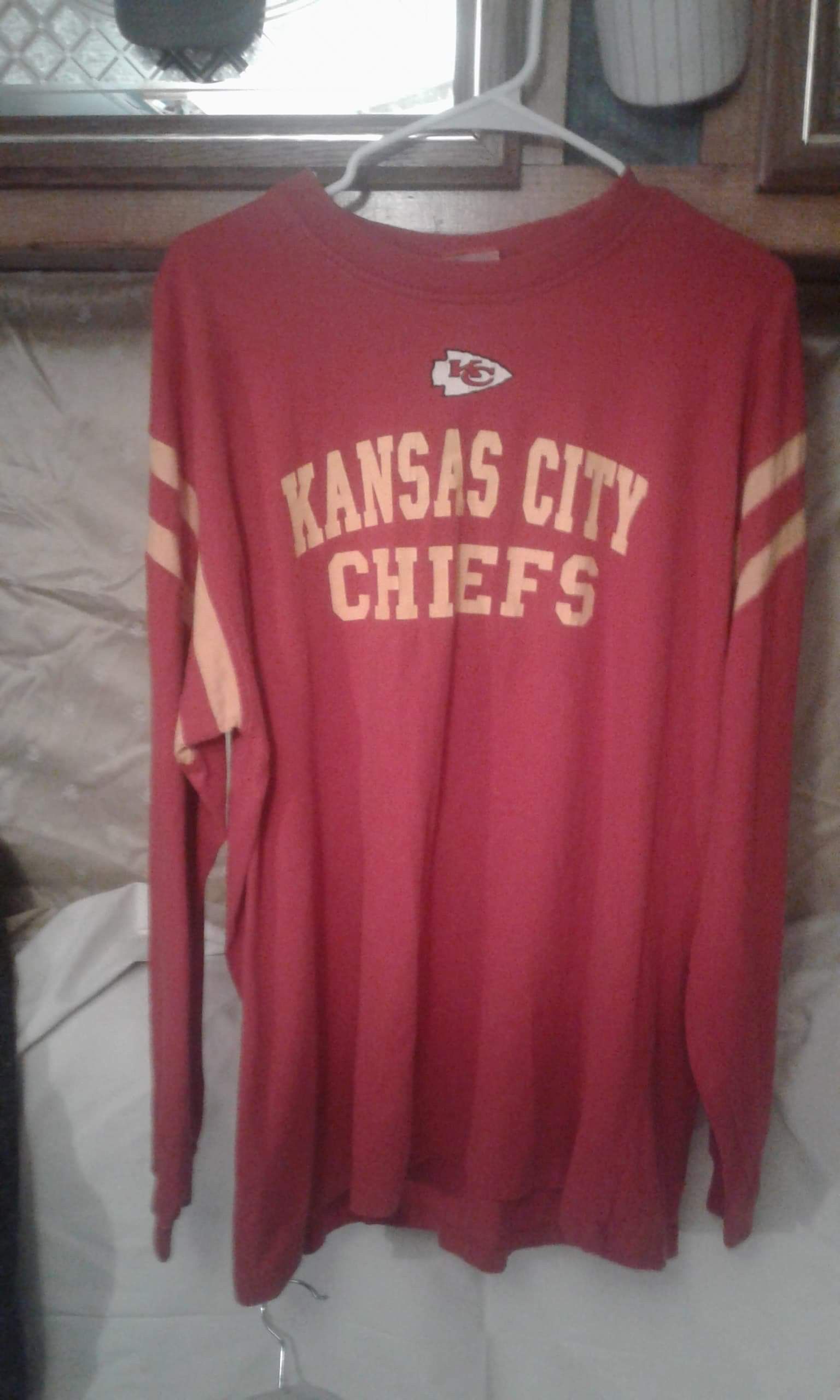 KC Chiefs longsleeve shirt