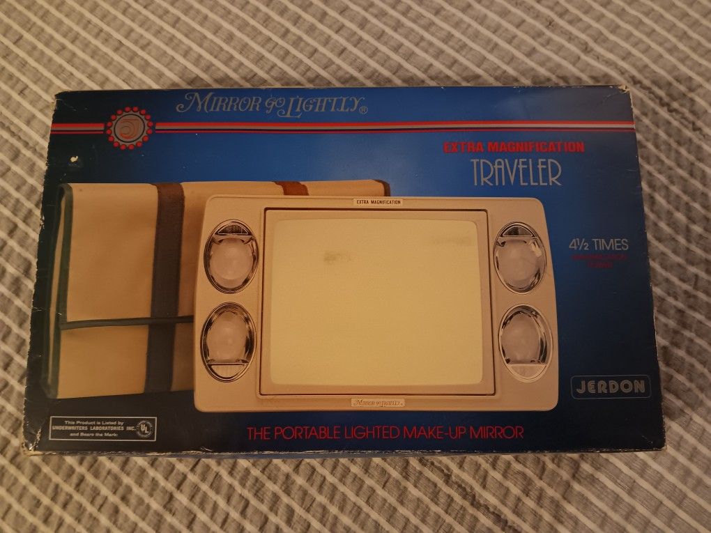 Vintage Jerdon Mirror go Lightly Traveler Make-up Mirror