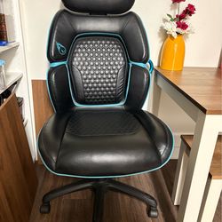 Black & Blue Gaming Chair (DPS Centurion)