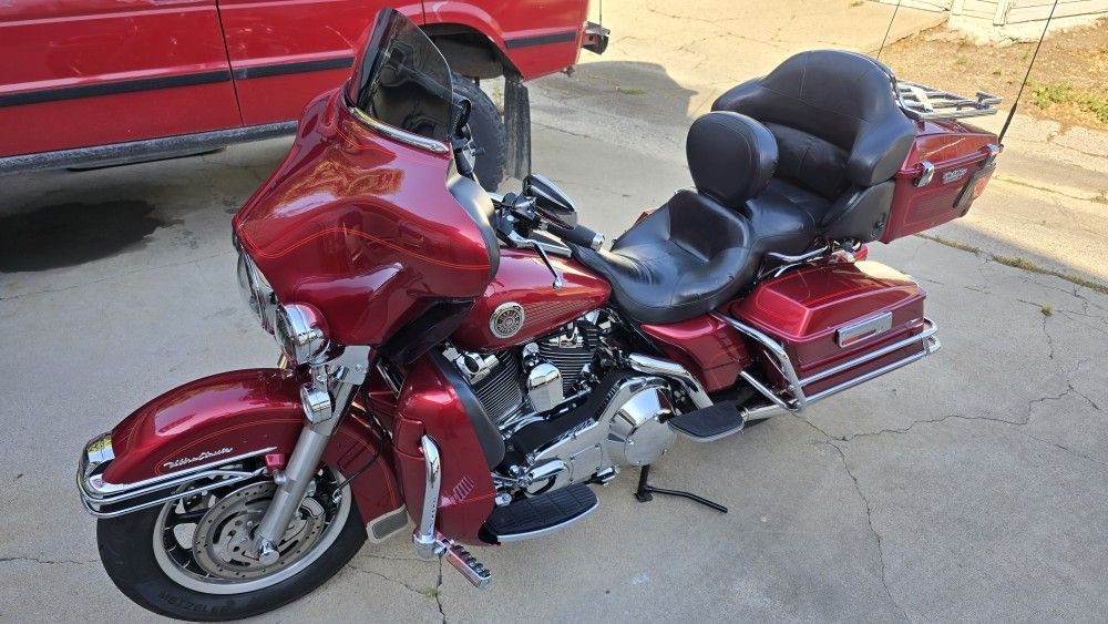 2004 Harley-Davidson FLHTCUI