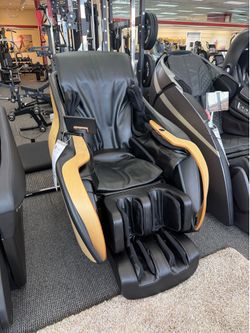 ✨ Better Sleep • Less Stress • Faster Recovery | Luxury Massage Chair Floor Model Sale ✨