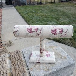 Paris Themed Bracelet Holder