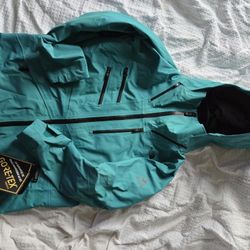 North Face Gortex Women's Xl Jacket