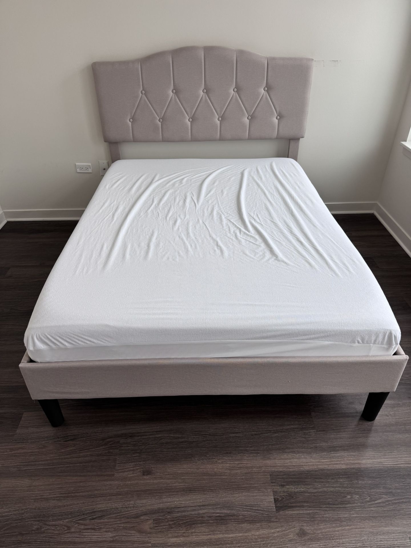 Full-size bed frame (used, like new)