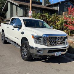 2016 Nissan Titan xD
