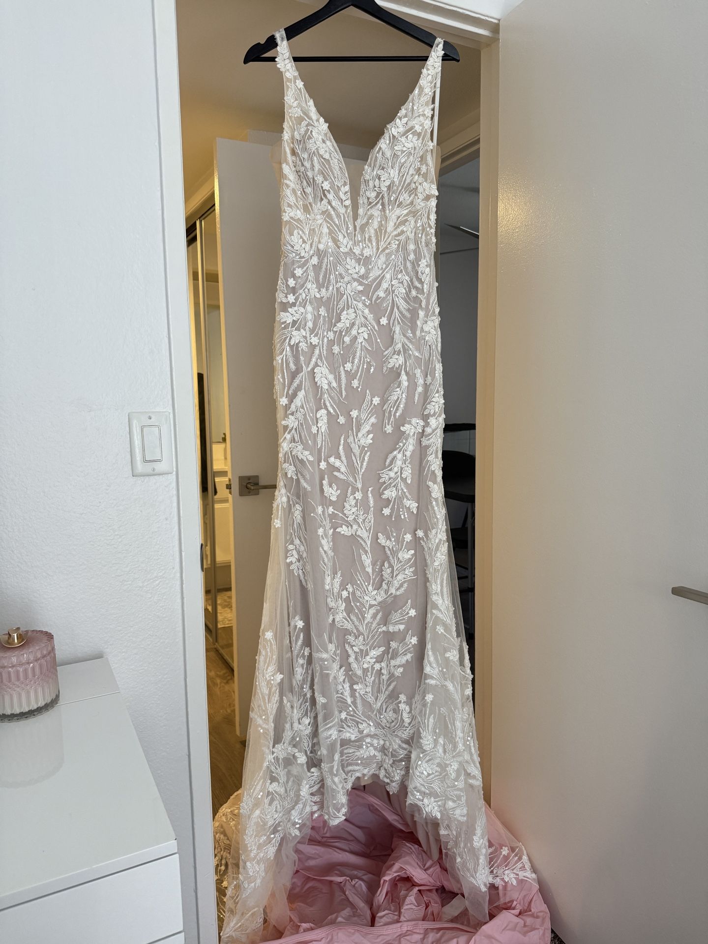 NEW Wedding Dress