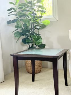 Side/Accent Table