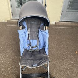MACLAREN QUEST STROLLER