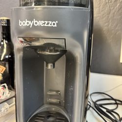 Baby Brezza Pro