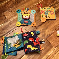 Baby toy crinkle books bundle lot