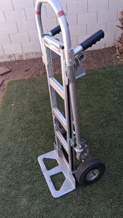 Heavy duty hand truck