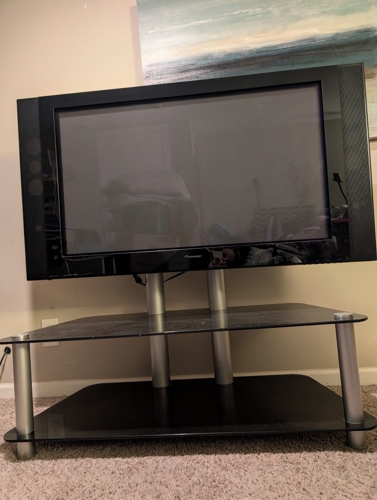 42" Pioneer TV, On Stand
