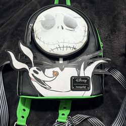 Disney Loungfly 👑