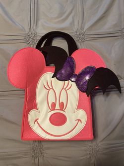 Disney Halloween Glows in the Dark Minnie Mouse Trick or Treat Bag New with Tag