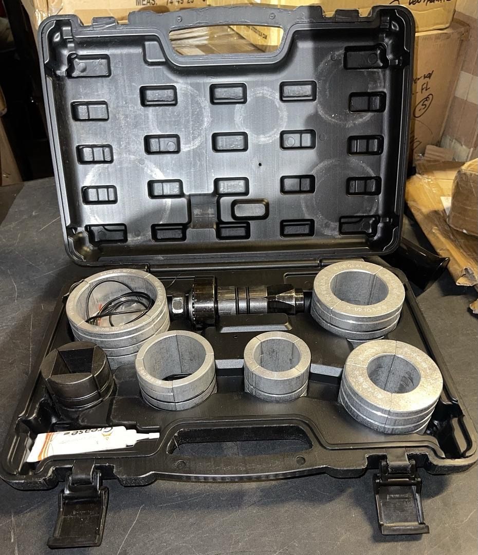 Expansion range from 1-5/8" to 4-1/4" which can satisfy your needs easily and efficiently