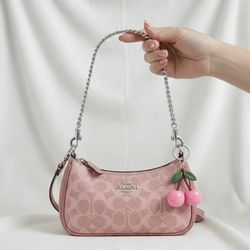 Coach Bag Pink 