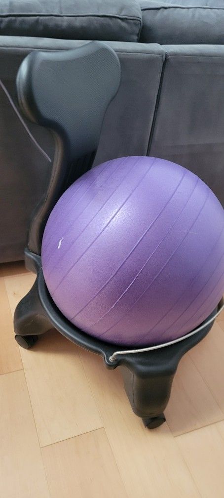 Yoga ball Chair And Table