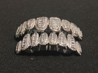 Grillz set