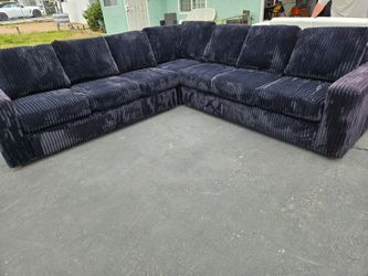 Black 3 piece sectional couch
