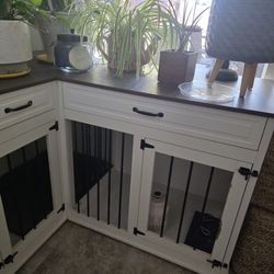 Dog Kennel For 2 Dogs With Divider
