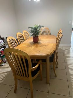 Dinning table with 8 chairs