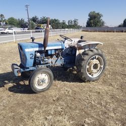 Ford diesel tractor $3500